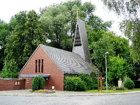 Alvesse, Kreuzkapelle