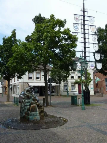 Am Marktplatz In Grefrath (Niederrhein) Geo.hlipp.de 20554