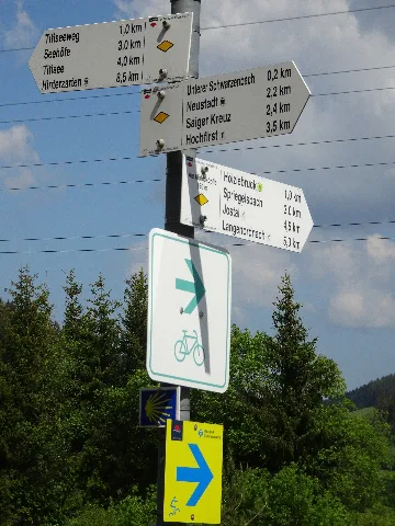 Am Muehlekoepfle Wegweiser 01