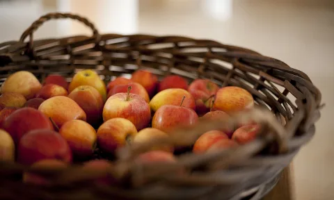 Apfel Empfang Äpfel Golf Resort Achental Hotel Rezeption (13735436834)