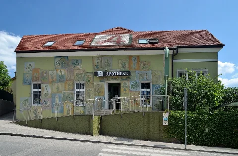 Apotheke Zur Heiligen Dreifaltigkeit, Neulengbach 1