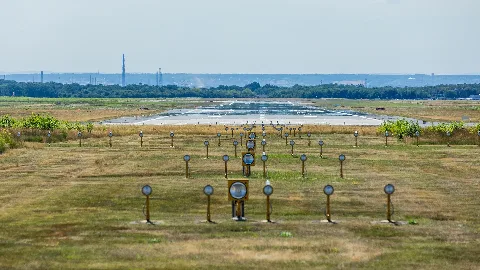 Approach Lighting System Cologne Bonn Airport 0175