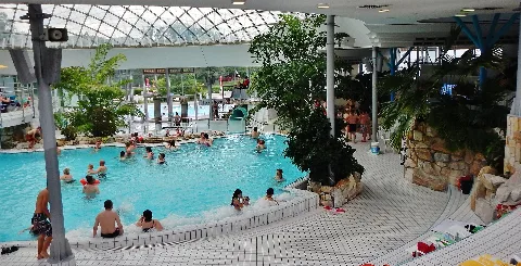 Aquatoll Freizeitbad Panoramio (1)