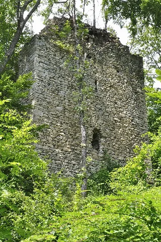 Arnoldstein Maglern Burgruine Strassfried 28072012 111