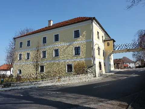 Aspach Pfarrhof1