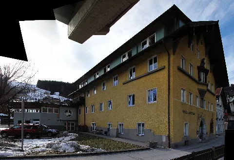 At 25450 Seniorenheim Werfen 02
