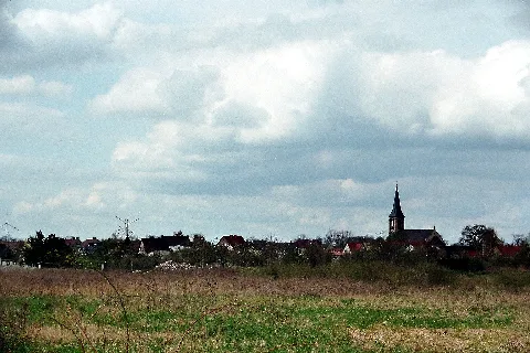 Atzendorf (Staßfurt), Blick Zur Dorfkirche