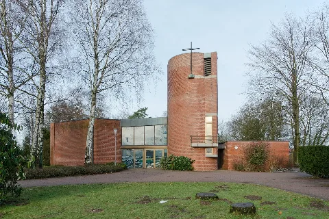 Auferstehungskirche Braak