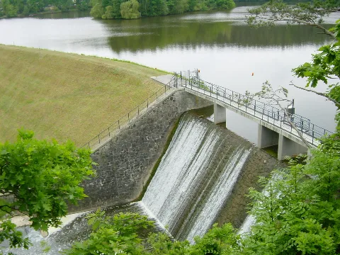 Aumatalsperre Damm