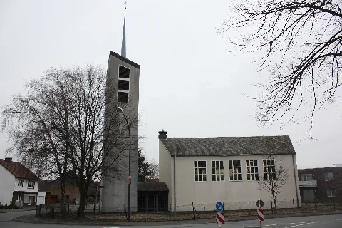 Avenwedde Bahnhof Christuskirche 2