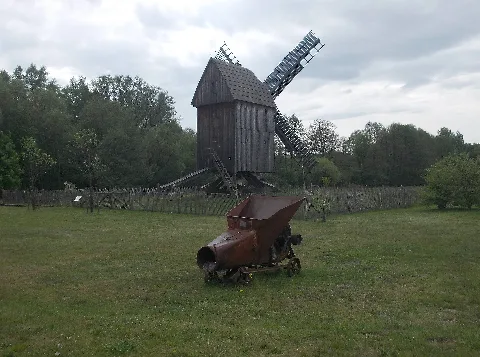 B Dübenwindmühle