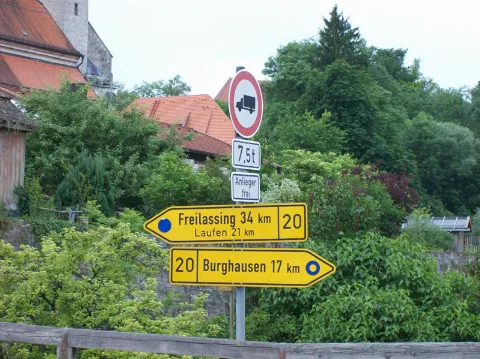 B20 Blauerpunkt