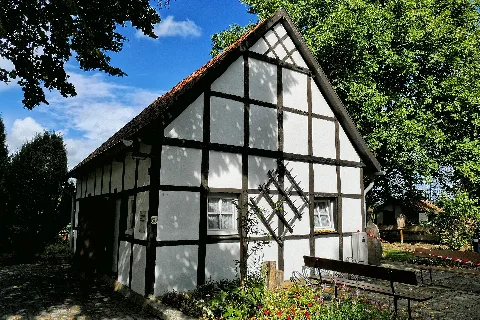 Backhaus Mit Webkammer Elte P4070228