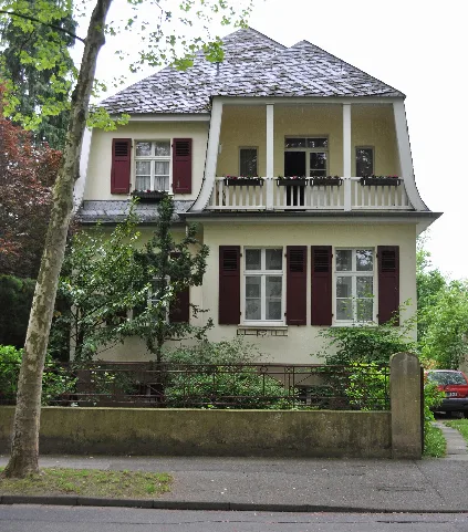 Bad Godesberg, Am Arndtplatz 6