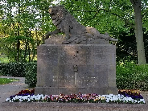 Bad Homburg, Das Achtziger Denkmal, 01 Vorderseite