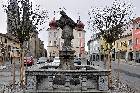 Bad Leonfelden Johannes Nepomuk Hauptplatz