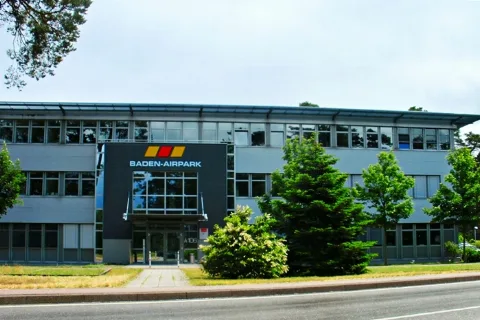 Baden Airpark Panoramio (1)