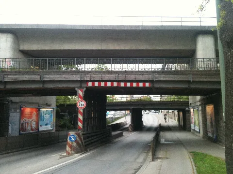 Bahnbrücken Balanstr München