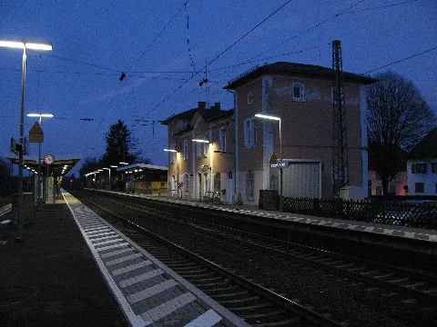 Bahnhof, 1, Nieder Wöllstadt, Wöllstadt, Wetteraukreis