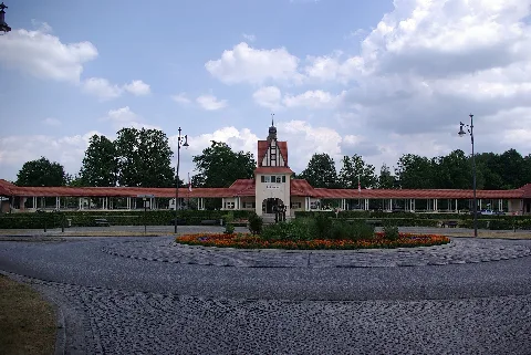 Bahnhof Bad Saarow Mit Brunnen