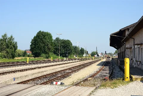 Bahnhof Braunau Am Inn Bahnsteig