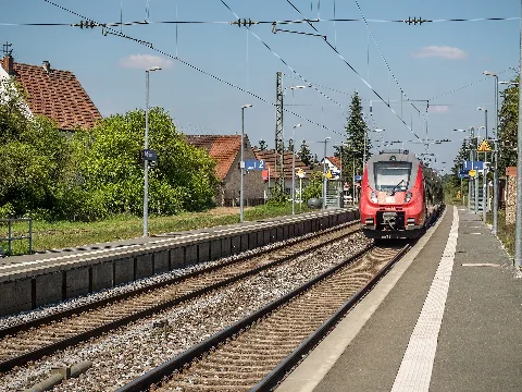 Bahnhof Buttenheim P5022986