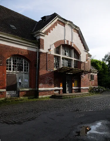 Bahnhof Dortmund Kurl Front Imgp9243