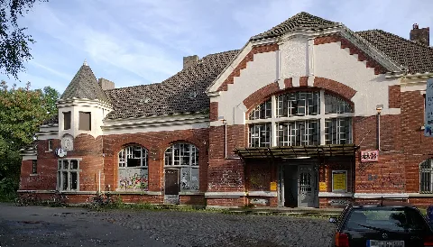 Bahnhof Dortmund Kurl Front Imgp9245