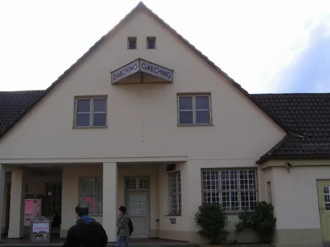 Bahnhof Garching An Der Alz Geo.hlipp.de 9734