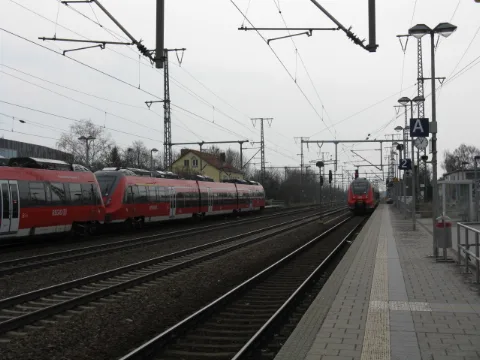 Bahnhof Golm Geo.hlipp.de 34526
