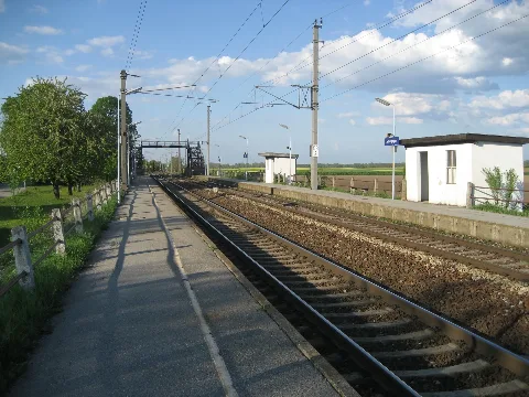 Bahnhof Jedenspeigen 01