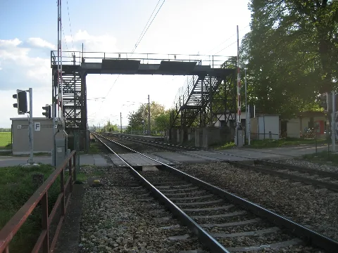 Bahnhof Jedenspeigen 03