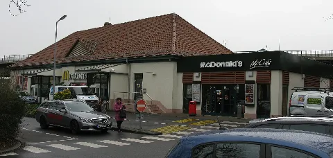 Bahnhof Karlsruhe Mühlburg Mit Mcdonald's Drive In 2