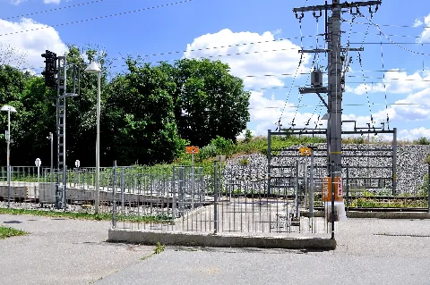 Bahnhof Ladendorf Übergang