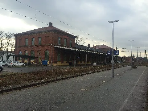 Bahnhof Landau (Isar)