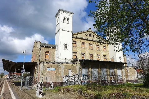 Bahnhof Oschersleben (Bode), 2016 (01)