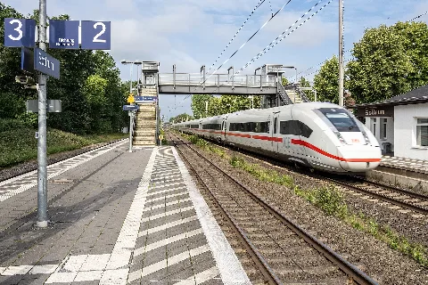 Bahnhof Sottrum Ice Hält Hier Nicht (2023)
