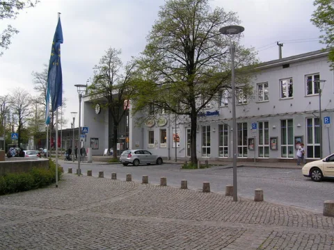 Bahnhof Traunstein Geo.hlipp.de 10216