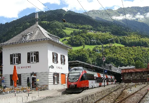 Bahnhofschruns1