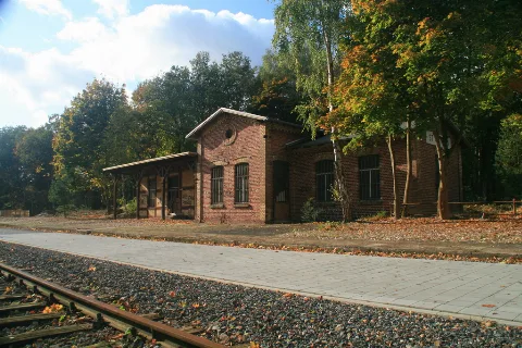 Bahnhofsgebauedestarnold