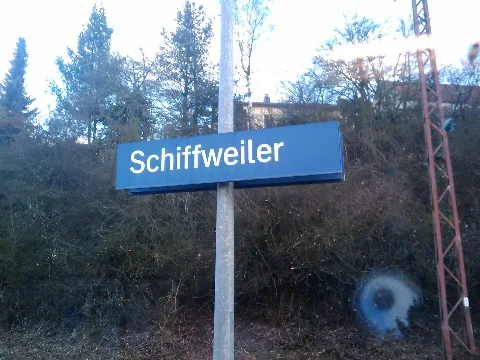 Bahnhofsschild Schiffweiler 090201