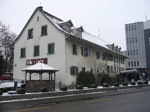 Bahnhofstrobwetzikoni