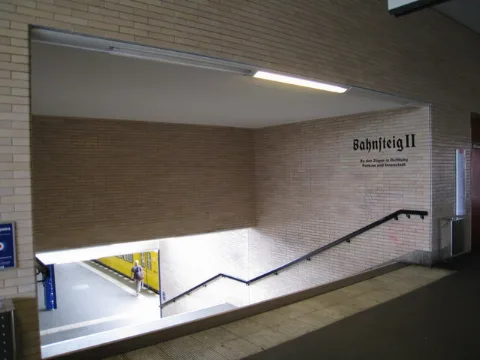 Bahnsteig Ii Geo.hlipp.de 9525