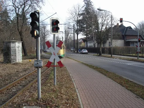 Bahnübergang Friedrichshagen (3726580180)