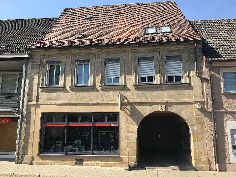 Baiersdorf Hauptstraße 8