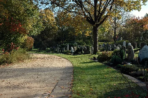 Baiertal Bergfriedhof 2014 11 01 15 03 06