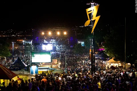 Balelec 2011 Grand Scène Loïc Gardiol