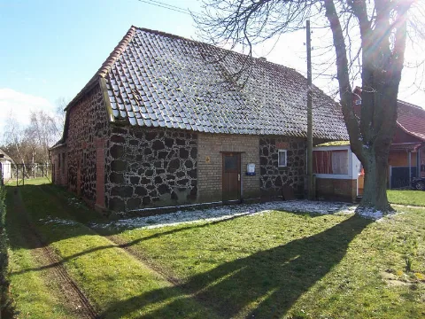 Bandenitz Raseneisensteinhaus
