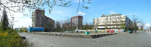 Barnimplatz Marzahn 110415 Ama Fec (54S)