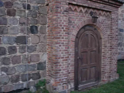 Beerfeldekirkeskakbrætsten1